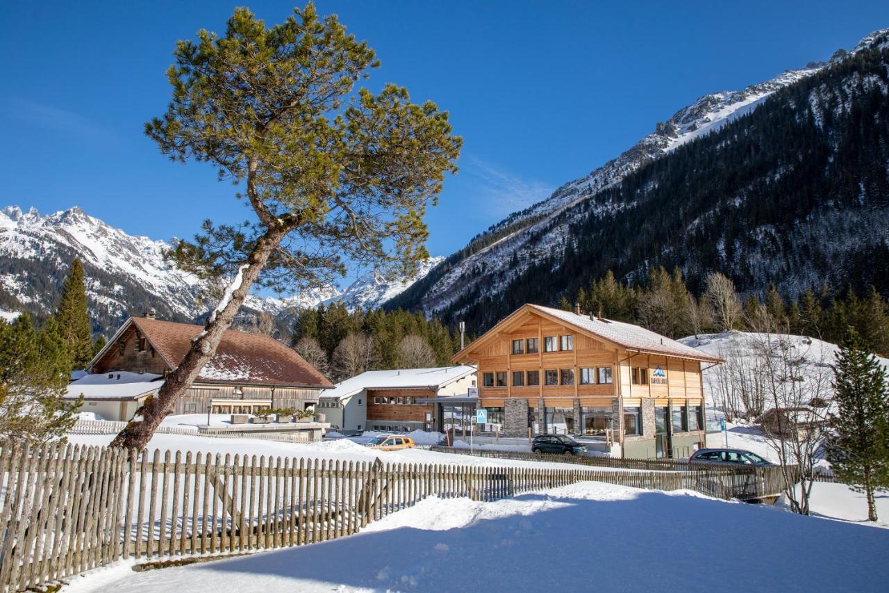 Gadmer Lodge - Dein Zuhause In Den Bergen Gadmen Экстерьер фото